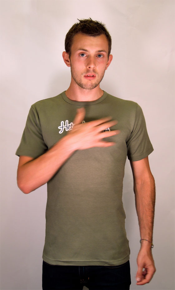 02M-t-shirt-heterofriendly-khaki.jpg
