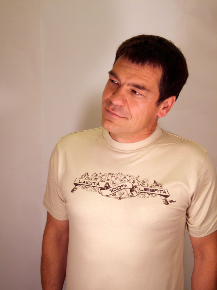 05M-t-shirt-Laicita-100-Liberta.jpg